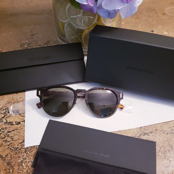LAST STOCK❤ New DIOR Titanium Wayfarer Sunglasses - Picture 5 of 8